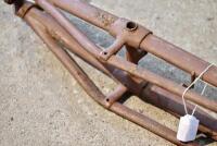 DOUGLAS: A pair of veteran Douglas fork blades [Sydney] - 7