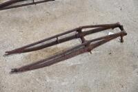 DOUGLAS: Two&nbsp;pairs of veteran Douglas fork blades [Sydney] - 4