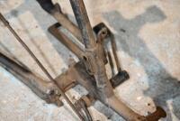 FRAME: A circa 1948-1952 unidentified British&nbsp;plunger frame with some attachments, stamped 'TS 422' [Sydney] - 13