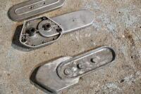 NORTON: A collection of 1920s Norton alloy engine parts, with one 500 case '42269'&nbsp;fitted with oil pump and timing cover, in good condition, other other 500 '37592' with reproduction outer&nbsp;and inner&nbsp;timing cover, plus late 1920s timing cover and original - 12