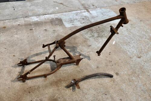 239 · NORTON: A circa 1928-1930 Norton Frame [Sydney]