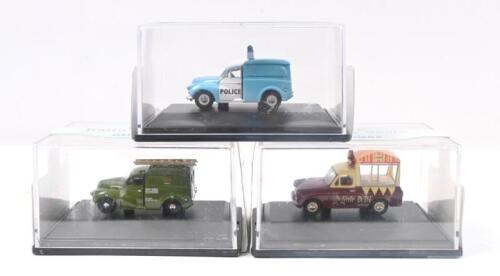 OXFORD RAILWAY SCALE: Set of 3 Oxford 1:76 Railway scale models, consisting of 1 Olive Green Morris Minor Post Office Van, 1 Light Blue and White Morris Minor Police Van, and 1 multicoloured Anglia Little D.Di Ice Cream Van, all clear display boxed.