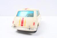 SHELL RACING TEAM MINI: 1:24 scale Shell Australia Racing Team White racing Mini with front mounted friction motor, not boxed. - 4