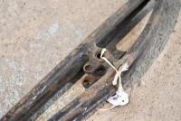 DOUGLAS: A pair of Douglas fork blades, undetermined model [Sydney] - 3