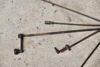 TRIUMPH: A gear level and miscellaneous&nbsp;2-speed brake rods [Sydney] - 3
