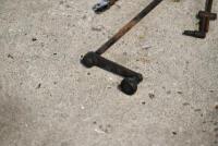 TRIUMPH: A gear level and miscellaneous&nbsp;2-speed brake rods [Sydney] - 4