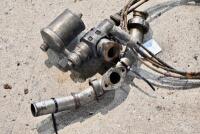 AMAC: An Amac carburettor, believed to suit a 2 3/4 HP Douglas, complete with manifold and control cables [Sydney] - 7