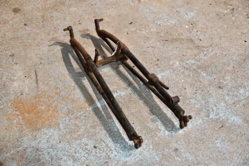 99A · DOUGLAS: Douglas forks, believed to be Douglas 4.5hp, possibly S1/S2, total length 64cm [Sydney]