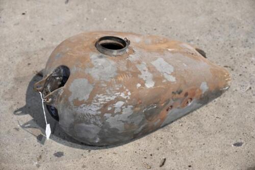 313 · BSA: A large 1950s fuel tank, believed BSA [Sydney]
