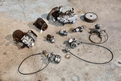 335 · VILLIERS: A quantity of Villiers engines including six carbies and two and half engines one with gearbox believed to be Autocycle [Sydney]