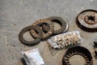 CLUTCH: A group of miscellaneous??????? clutch parts [Sydney] - 5