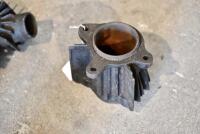 DOUGLAS: Two cylinders and&nbsp;one&nbsp;head, believed to be from a Douglas EW [Sydney] - 6