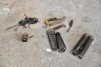 SPRINGS: A quantity of miscellaneous springs [Sydney]