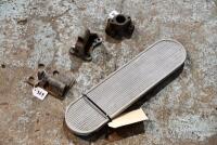 ALLOY: Miscellaneous alloy parts including footboard, magneto bracket, make and model unknown [Sydney]