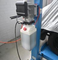 HOIST: A four post 240v hydraulic&nbsp;vehicle hoist 3600kg load capacity, complete with approach ramps and moving dollies. [Location: Mount Waverley] - 4
