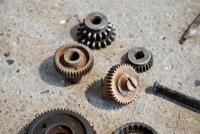 ENGINE: A group of miscellaneous motorcycle engine parts including valves, cams, lifters, sprockets [Sydney] - 4