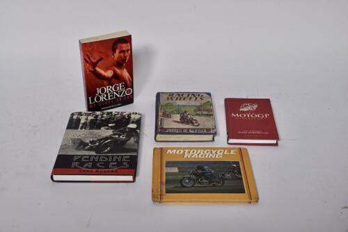 41 · MOTORCYCLES: A collection of assorted titles [Sydney]