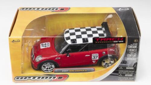 73 · MINI: 1:24 scale JADA Dub City Red 2007 Mini Cooper S Checkered Roof Raceway #37, boxed.