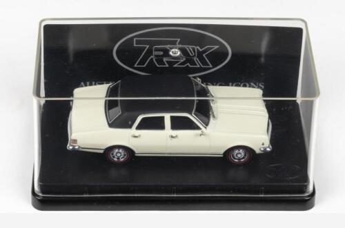 221 · TRAX AUSTRALIAN MOTORING ICONS: 1:43 scale Trax Australian Motoring Icons Series TR82B Kashmir White 1969 Holden Premier Sedan, clear case, boxed.