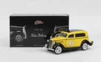 UNIQUE REPLICAS: 1:24 scale Unique Replicas Yellow 1935 Ford New York Taxi Delivery Sedan, no C of A, custom boxed.