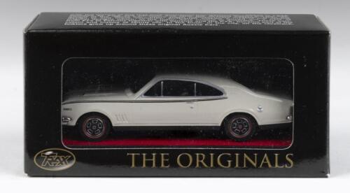 475 · TRAX AUSTRALIAN MOTORING LEGENDS: 1:43 scale Trax Australian Motoring Legends Originals TR37B Kashmir White 1970 Holden HG Monaro GTS-350 Coupe, custom display boxed.