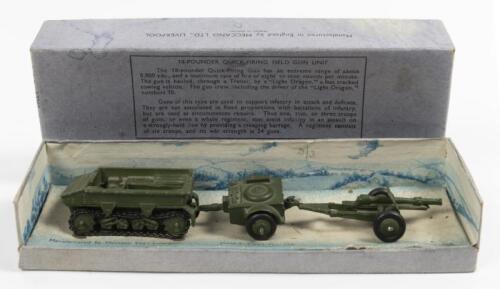 QUICK-FIRING FIELD UNIT: A rare Pre War Dinky Toys No. 162 18-Pounder Quick-Firing Field Unit, in original box made in England by Meccano Ltd