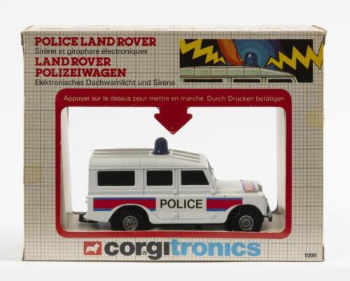 CORGITRONICS POLICE LAND ROVER: A Corgitronics police Land Rover, electronic flashing beacon and siren, product number #1005, still in original box, made in Great Britain