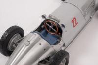 MERCEDES BENZ: A 1:18 scale&nbsp;CMC Exclusive modelle&nbsp;Mercedes Benz W154&nbsp;1938 Der grosse Sieger von Frankreich, still in original box&nbsp; - 4