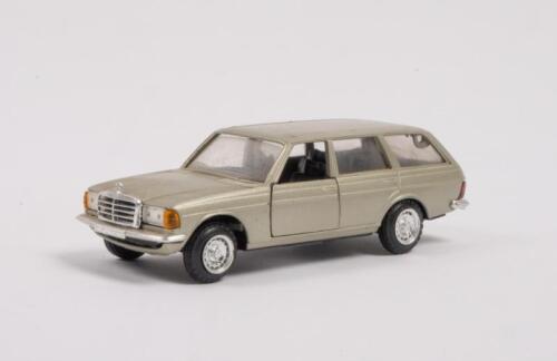 MERCEDES-BENZ: A 1:35 scale Conrad 3060 Mercedes-Benz W123 Estate with opening doors