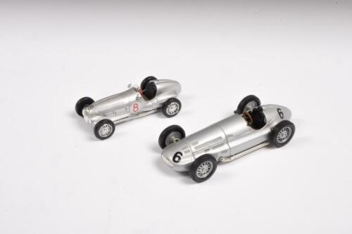MERCEDES BENZ: A 1:43 scale Mercedes Benz model W125, 1937 silberpfeil, as well as a 'Corgi' diecast Mercedes model car