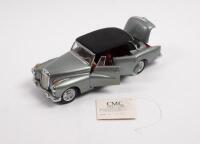 MERCEDES-BENZ 300D: A 1:24&nbsp;scale CMC 1958 - 1962&nbsp;Type 300 d Cabriolet D - 2
