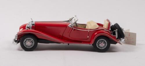 MERCEDES BENZ: A 1:24 scale Franklin Mint Precision Models 1935 Mercedes Benz 500K Special Roadster, no box