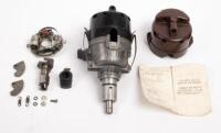 DB 5: A DB 5 distributor with cap and rotor