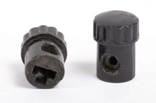 DB 5/6: Two original heater control knobs suitable for a Aston Martin DB 5 and DB 6