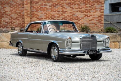 1961 Mercedes-Benz 220SEb Coupe [Location: Sydney]