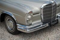 1961 Mercedes-Benz 220SEb Coupe [Location: Sydney] - 4