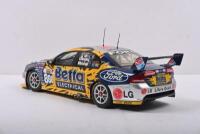 LOWNDES/WHINCUP: A Limited Edition CLASSIC CARLECTABLES 1:18 scale Craig Lowndes & Jamie Whincup Year 2006 SUPERCHEAP AUTO BATHURST 1000 WINNER Team Betta Electrical BA Falcon. numbered '3872'/5200 - 3