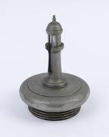 MOTOMETER: An early Motometer&nbsp;mounted to radiator cap by A.L Franklin Maker in beacon form. Approx. 14.5cm high, 10cm wide.&nbsp;