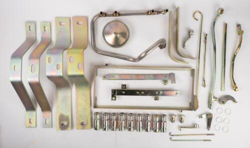 NEW GROSSER PARTS: W100 600 Grosser assorted zinc chromate parts.