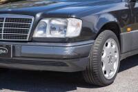 1995 Mercedes-Benz E220 Coupe - NO RESERVE - 2