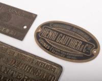 VINOT: A collection of three vintage French badges - 2