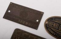 VINOT: A collection of three vintage French badges - 4