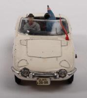 TOYOTA 2000GT JAMES BOND YOU ONLY LIVE TWICE: A James Bond Toyota 2000GT by Corgi Toys&nbsp;product number #336, complete with fold out diorama display packaging - 7