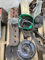 AUSTIN: A quantity of Seven parts - NO RESERVE [Location: Sydney] - 12