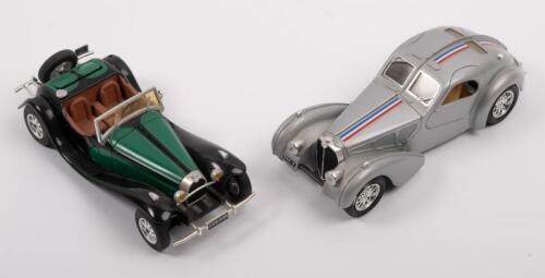 BUGATTI: Two 1:24 scale models; Bugatti Type 55 roadster, Bugatti Type 57 Atlantic 1936, no boxes.