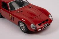 FERRARI: A 1:18&nbsp;scale Ferrari GTO&nbsp;1962, red,&nbsp;model by Bburago&nbsp; - 3