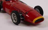 MASERATI: A 1:18 scale CMC 1957 Maserati 250F Grand Prix Sieger model - 4