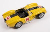 FERRARI: A 1:18&nbsp;scale Ferrari 250 Testa Rossa&nbsp;1957 model by Bburago&nbsp; - 2