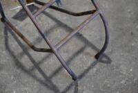 LUGGAGE RACK: Believed Douglas [Location: Sydney] - 4