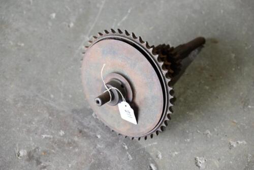 211 · AJS: An AJS clutch with main shaft and 2nd gear [Location: Sydney]